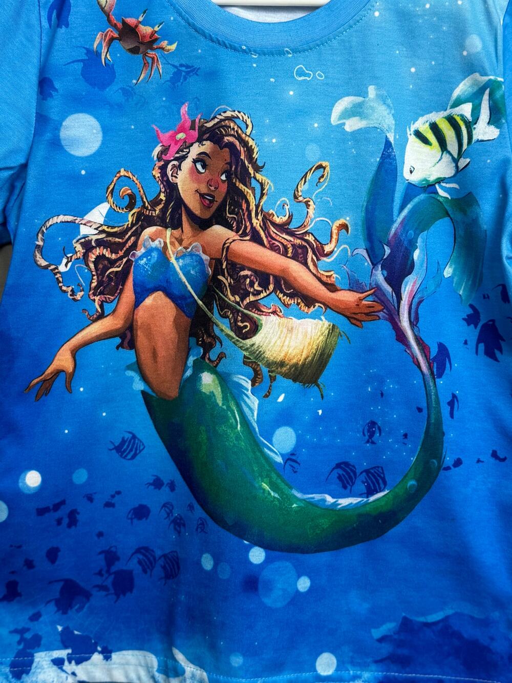 Girls Blue Shirt with Mermaid Underwater Scene, Size M/L